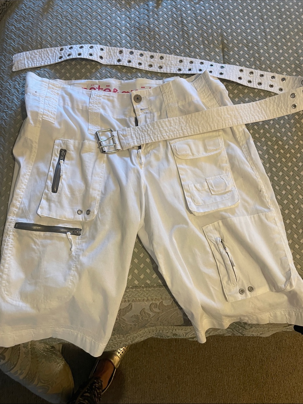 Pete and Greta by Johnny Was White Cargo Linen Blend Women's Shorts with Belt